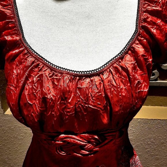 Red M Pinup Peasant Paisley Embroidered Y2K Grunge Vintage Punk Whimsgoth Top - Picture 3 of 14